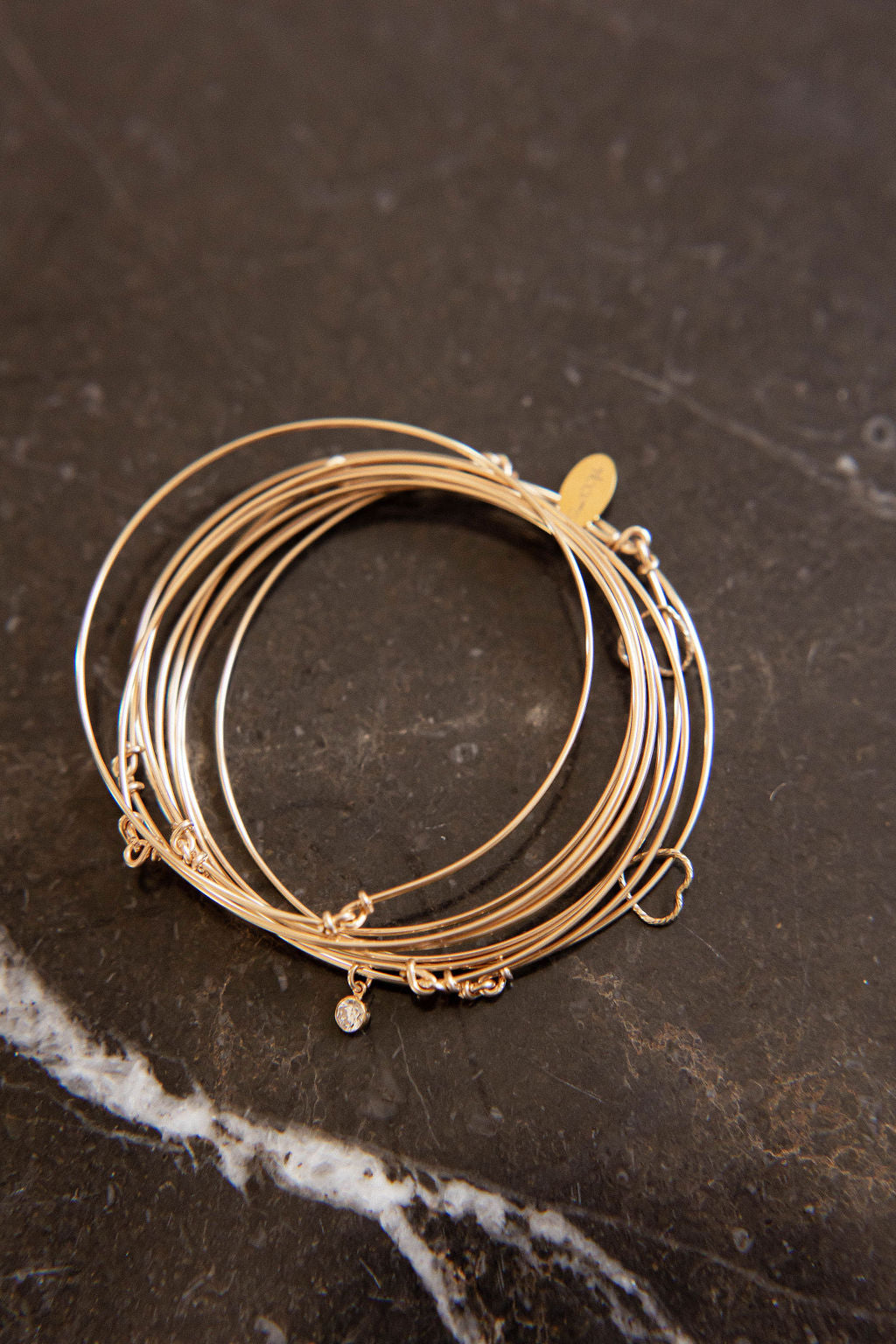 Bracelet jonc semainier plaqué or - Hati