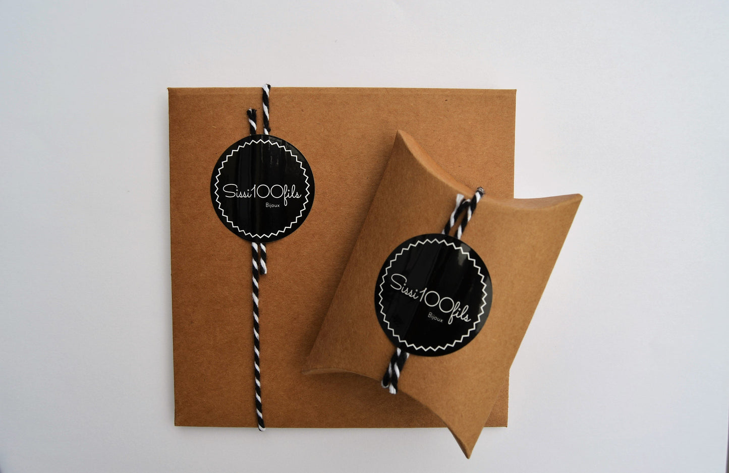 Boucles d'oreille plaqué or ou argent - Intra